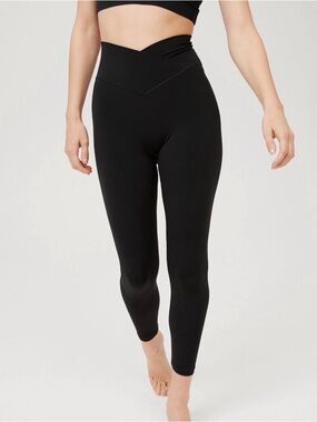 OFFLINE By Aerie Real Me High Waisted 7/8 Crossover Legging Size XL
